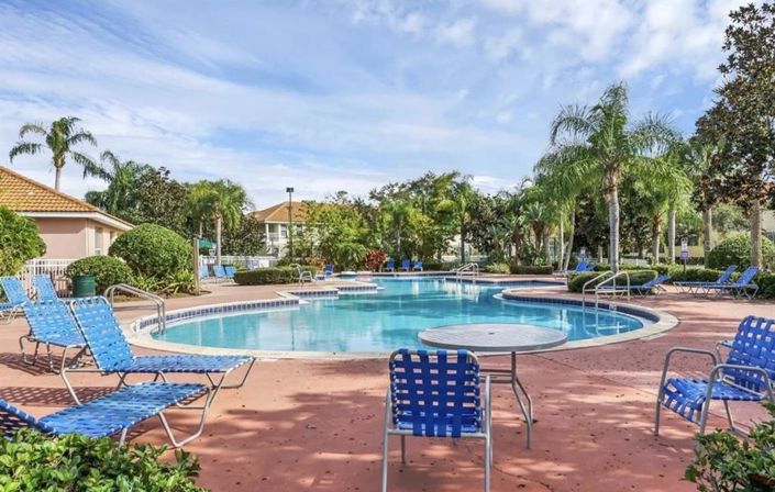 Image No.28-3 Bed Townhouse for sale