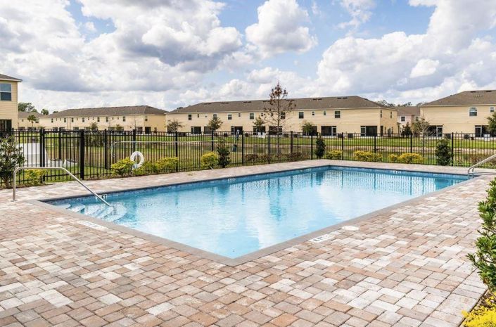 Image No.30-3 Bed Townhouse for sale