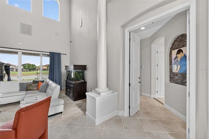 Image No.30-4 Bed House for sale