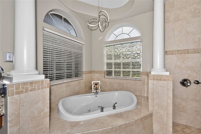 Image No.35-4 Bed House for sale