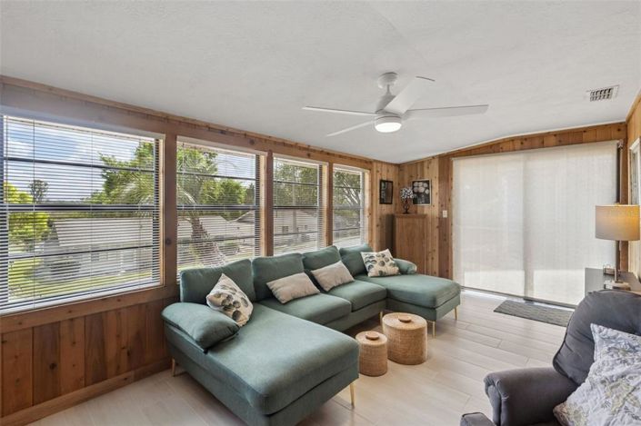 Image No.7-Appartement de 2 chambres à vendre à Saint John