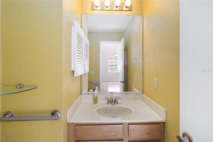 Image No.13-3 Bed House for sale