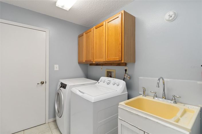 Image No.14-3 Bed House for sale