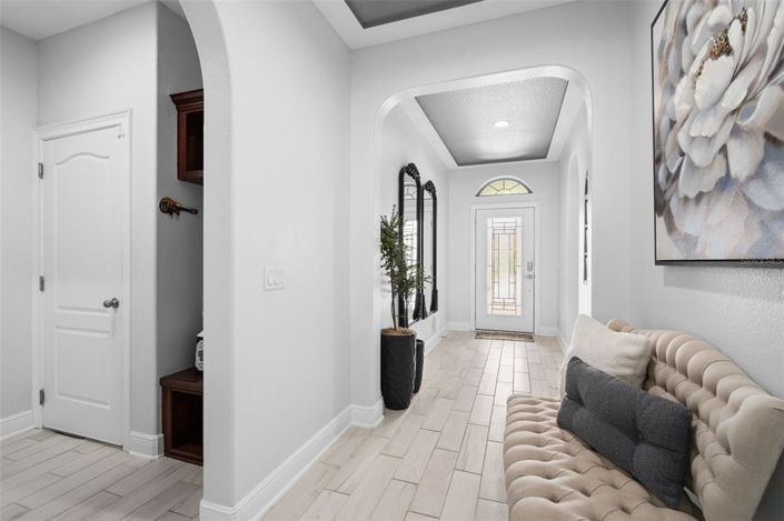 Image No.3-3 Bed House for sale
