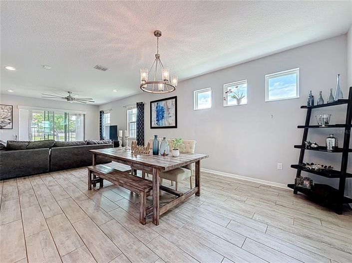Image No.8-4 Bed House for sale