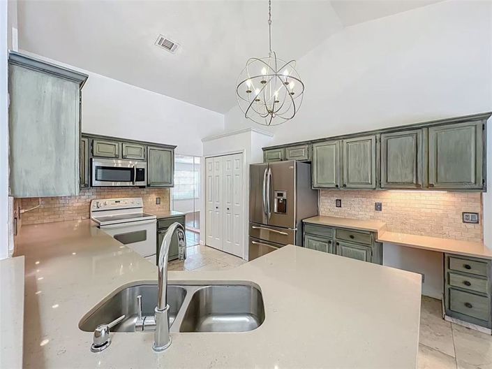 Image No.25-4 Bed House for sale