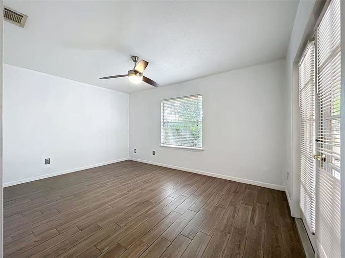 Image No.43-4 Bed House for sale