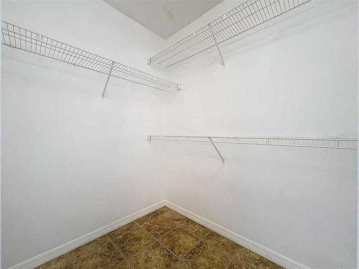 Image No.46-4 Bed House for sale