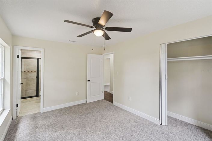 Image No.11-3 Bed House for sale