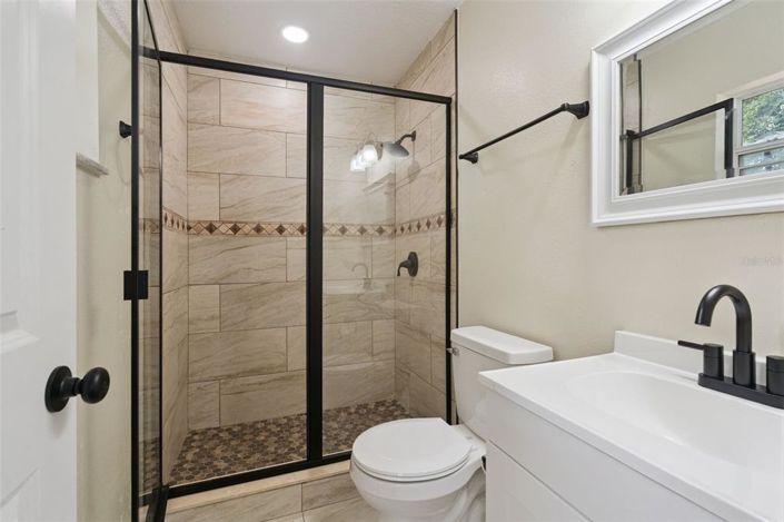 Image No.15-3 Bed House for sale