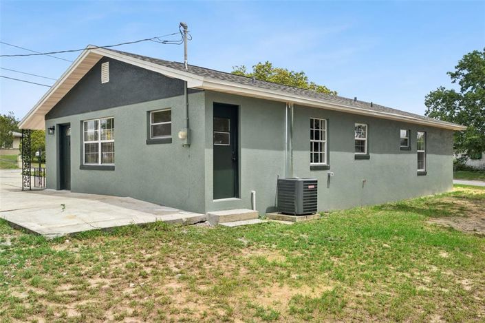 Image No.19-3 Bed House for sale