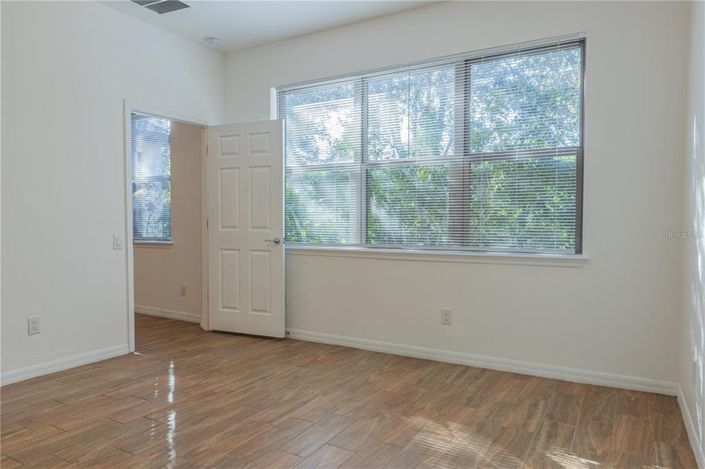 Image No.14-2 Bed House for sale