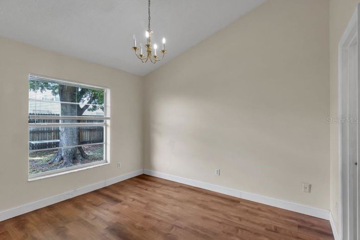 Image No.8-Maison de ville de 2 chambres à vendre à Saint John