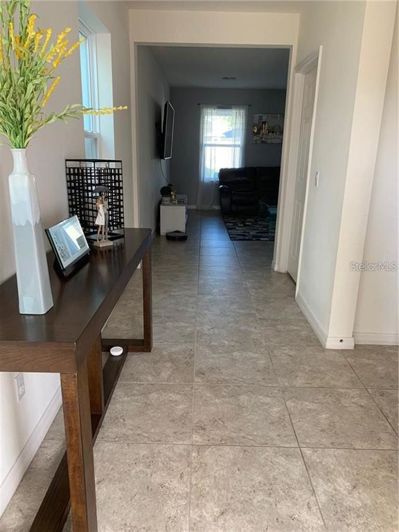 Image No.2-Maison de 4 chambres à vendre à Saint John