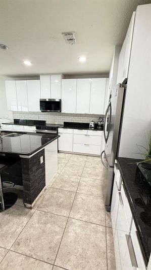 Image No.8-Maison de 4 chambres à vendre à Saint John