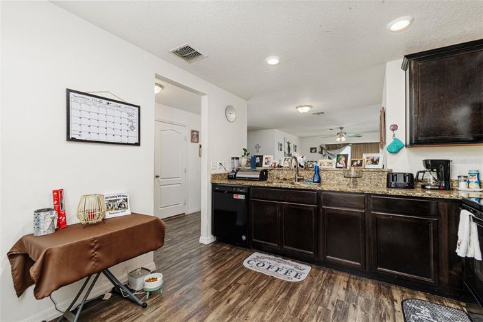 Image No.4-3 Bed House for sale