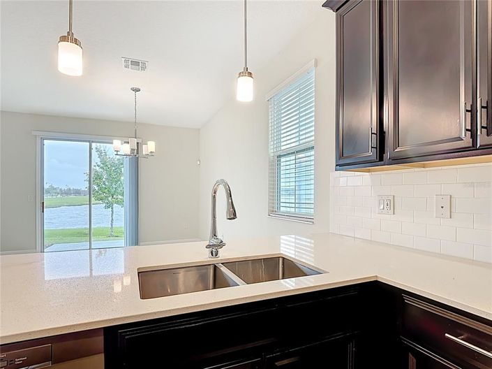 Image No.12-Maison de ville de 3 chambres à vendre à Saint John