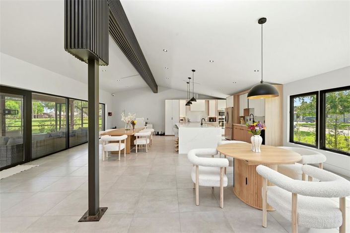 Image No.12-3 Bed House for sale