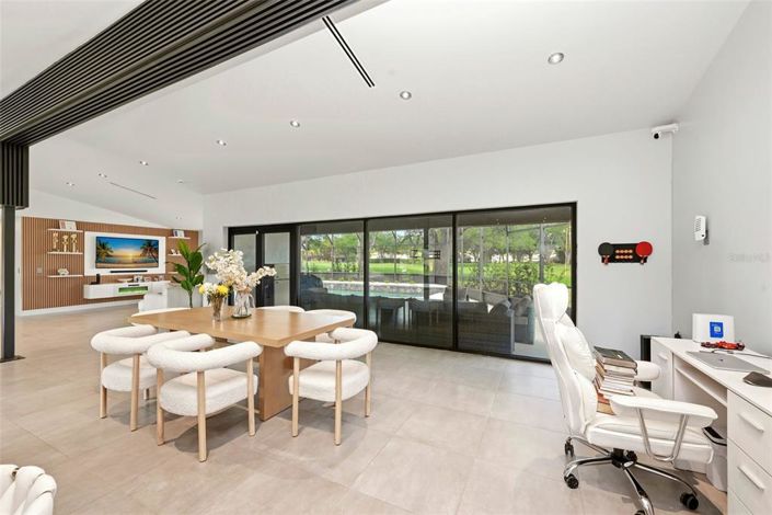Image No.19-3 Bed House for sale