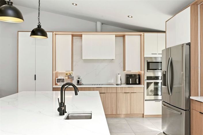 Image No.23-3 Bed House for sale