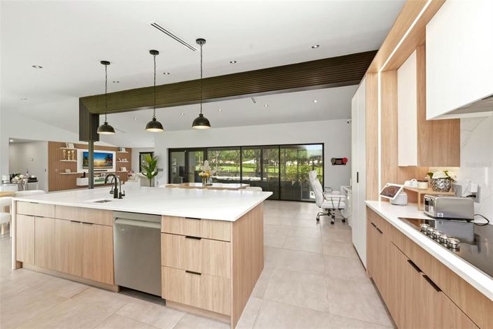 Image No.26-3 Bed House for sale