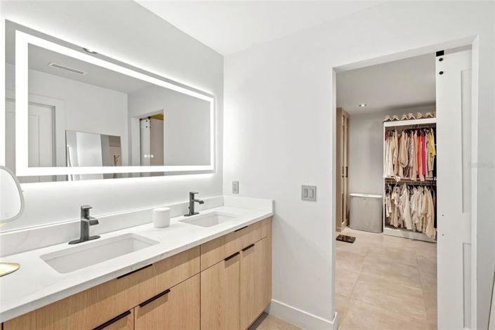 Image No.31-3 Bed House for sale