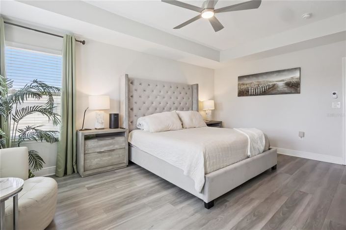 Image No.16-5 Bed House for sale