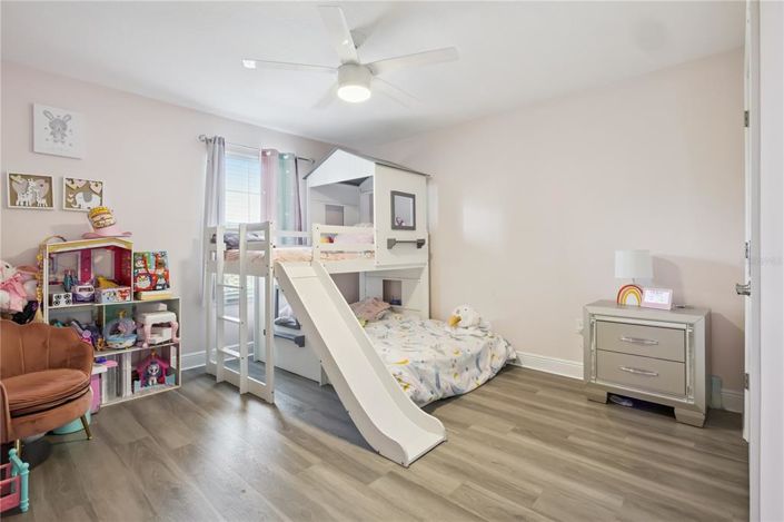 Image No.21-5 Bed House for sale