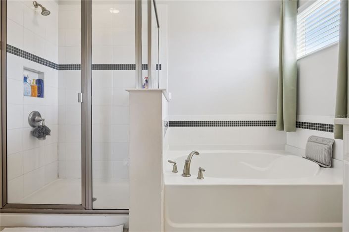 Image No.26-5 Bed House for sale