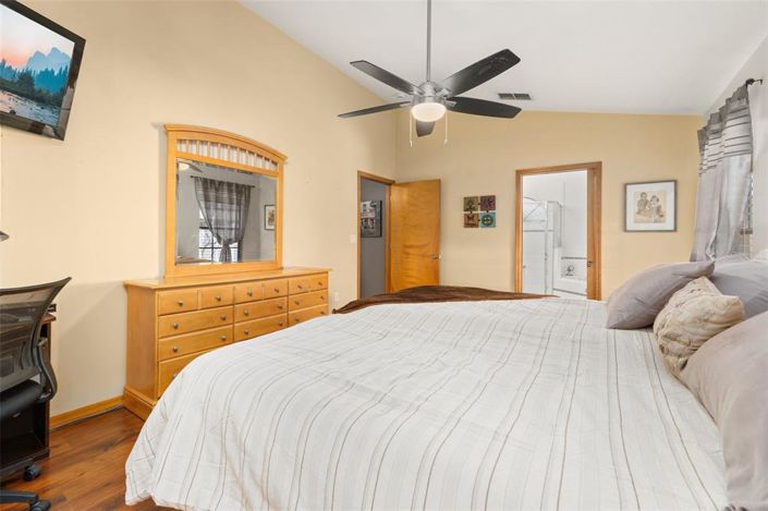 Image No.15-3 Bed House for sale