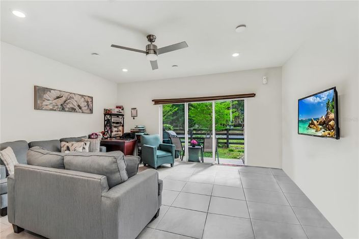 Image No.28-Maison de ville de 3 chambres à vendre à Saint John