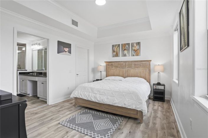 Image No.25-3 Bed Apartment for sale