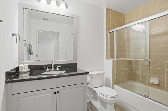 Image No.32-3 Bed Apartment for sale