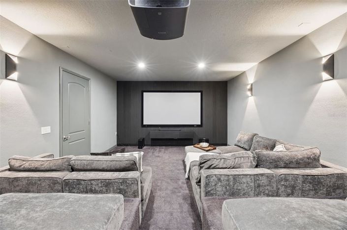 Image No.34-5 Bed House for sale