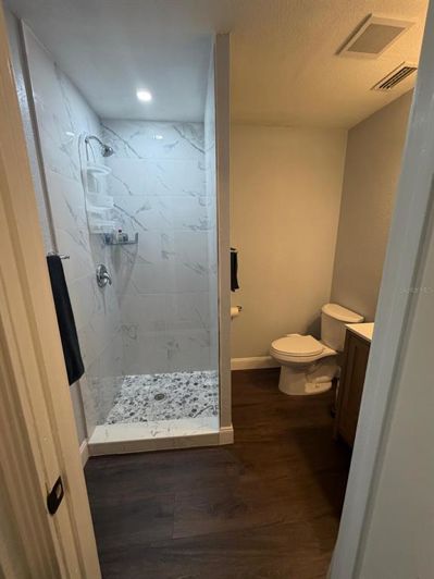 Image No.17-3 Bed House for sale