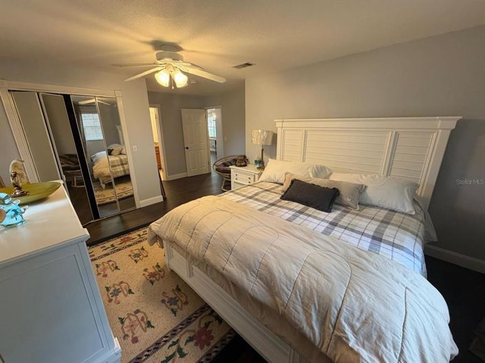 Image No.9-3 Bed House for sale