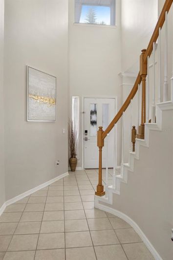 Image No.9-5 Bed House for sale