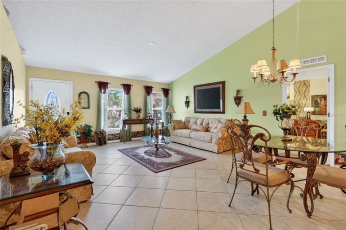 Image No.5-4 Bed House for sale