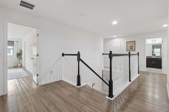 Image No.24-5 Bed House for sale