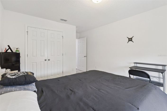 Image No.37-5 Bed House for sale