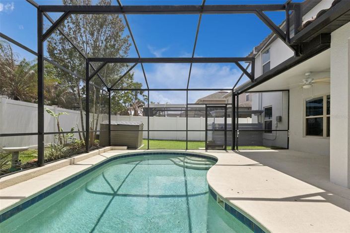 Image No.6-5 Bed House for sale
