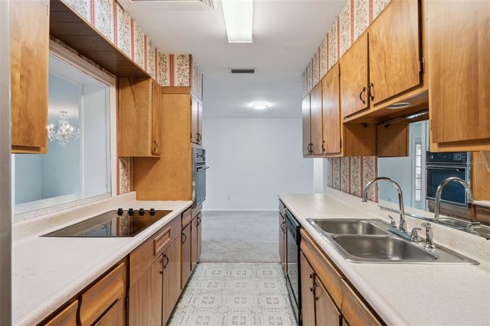 Image No.12-3 Bed House for sale