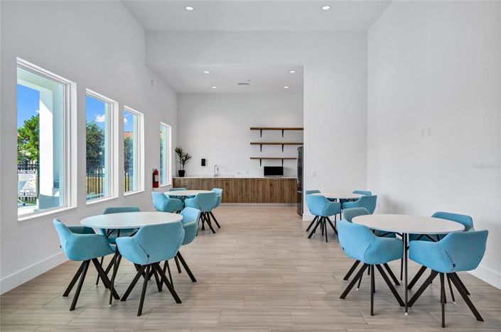 Image No.33-Maison de ville de 4 chambres à vendre à Saint John