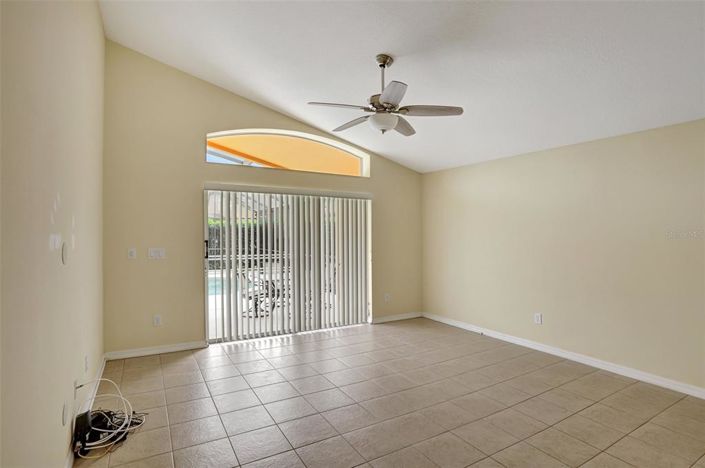 Image No.19-Maison de 4 chambres à vendre à Saint John