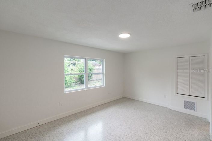 Image No.3-Duplex de 4 chambres à vendre à Saint John