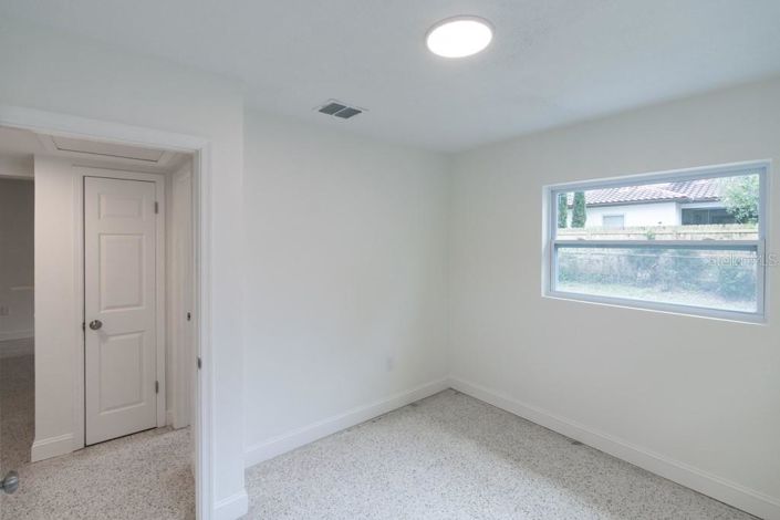 Image No.31-Duplex de 4 chambres à vendre à Saint John