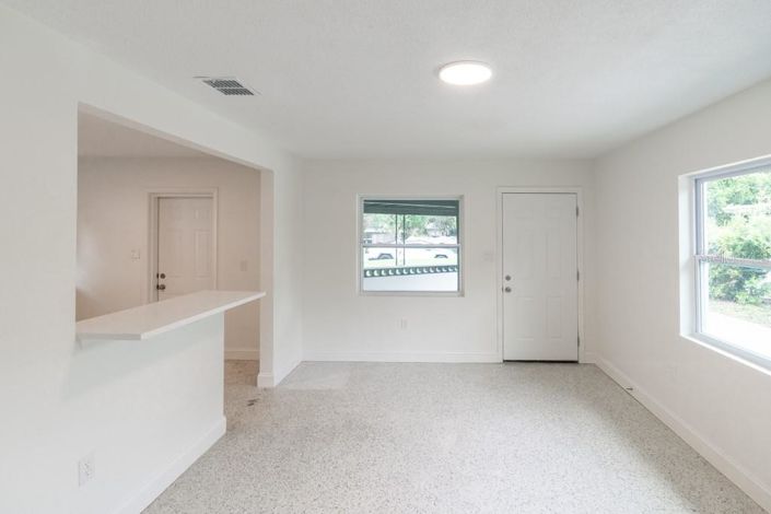 Image No.7-Duplex de 4 chambres à vendre à Saint John