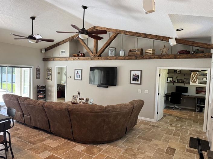 Image No.9-Maison de 4 chambres à vendre à Saint John