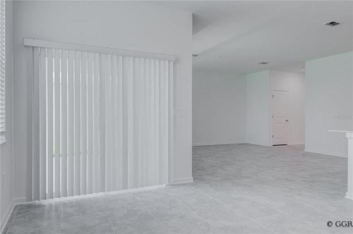 Image No.8-Maison de 4 chambres à vendre à Saint John