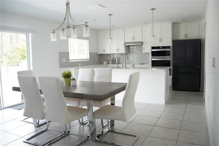 Image No.5-5 Bed House for sale